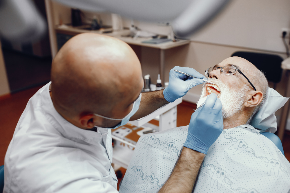 Oral Cancer Screenings in Bedford